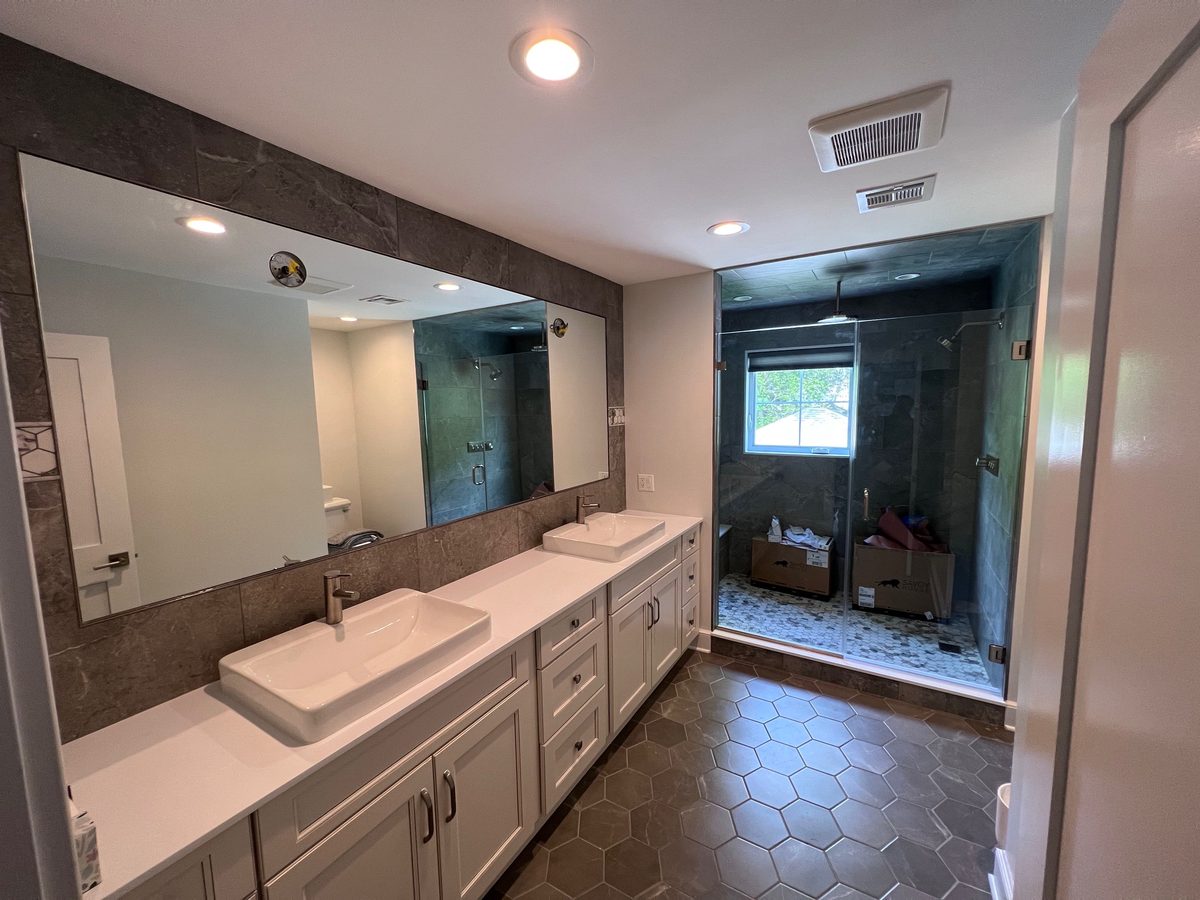 Custom wall and vanity mirrors